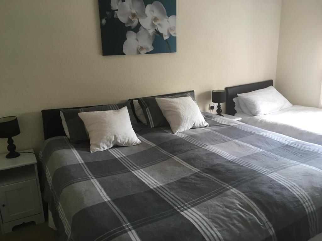Bentons Guest House Cheltenham Extérieur photo