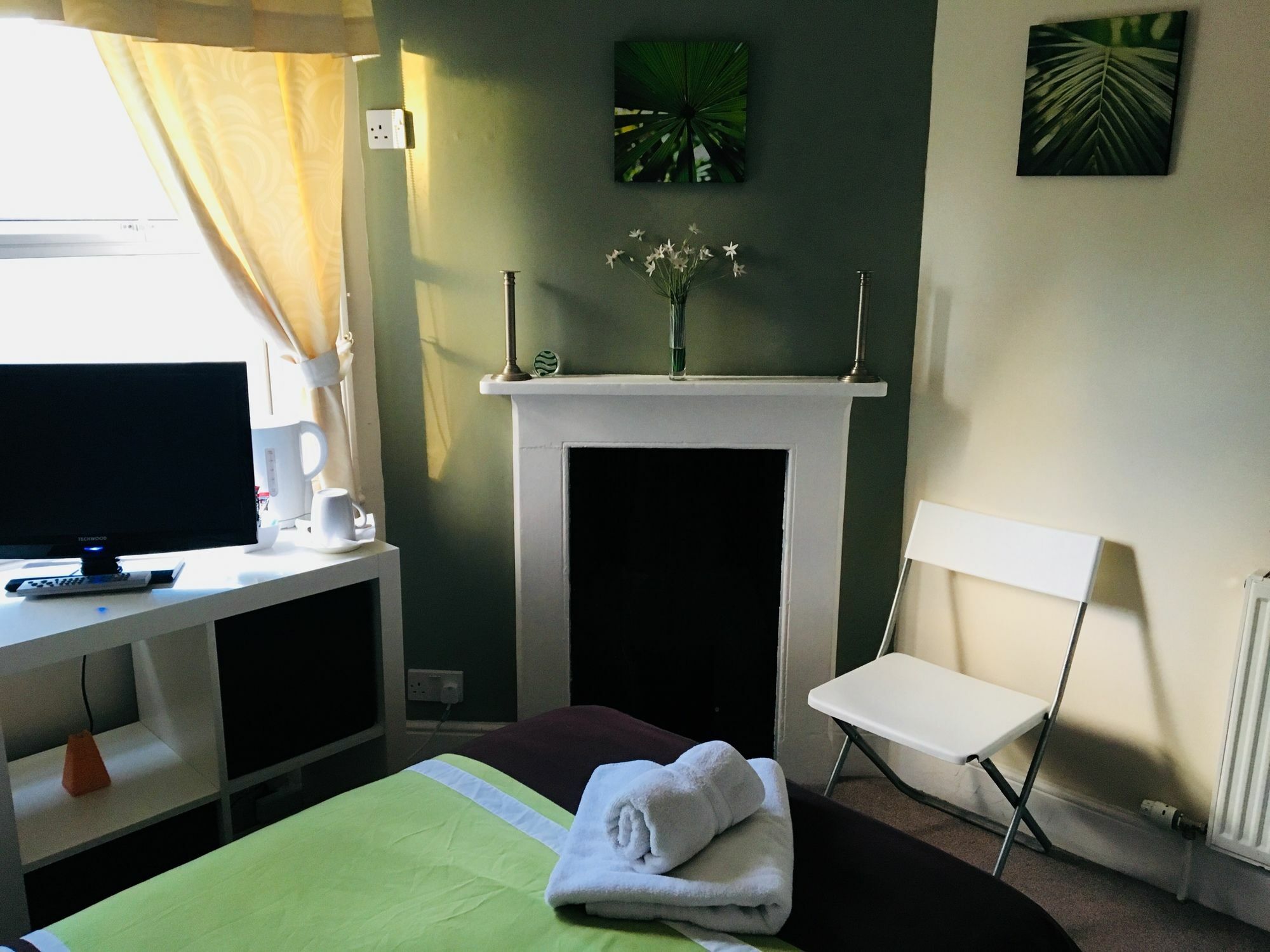 Bentons Guest House Cheltenham Extérieur photo